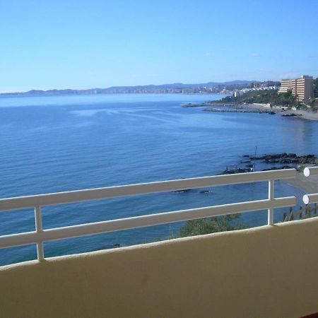 Holidays2Benalmadena Torrequebrada Sea View Front Beach With Pool Parking & Terraces Buitenkant foto