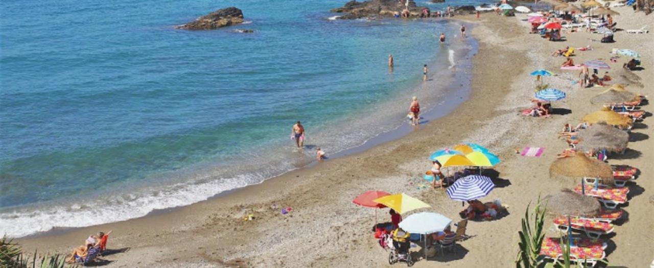 Holidays2Benalmadena Torrequebrada Sea View Front Beach With Pool Parking & Terraces Buitenkant foto