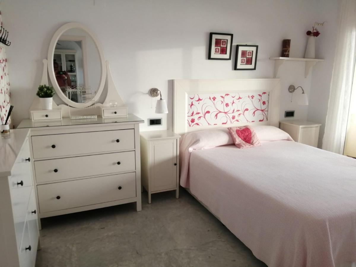 Holidays2Benalmadena Torrequebrada Sea View Front Beach With Pool Parking & Terraces Buitenkant foto