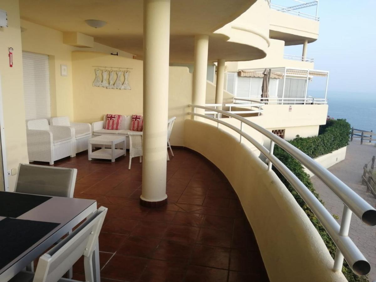 Holidays2Benalmadena Torrequebrada Sea View Front Beach With Pool Parking & Terraces Buitenkant foto