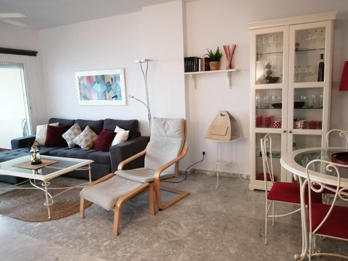 Holidays2Benalmadena Torrequebrada Sea View Front Beach With Pool Parking & Terraces Buitenkant foto